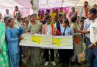 बस्तर की बेटियों ने पेश की सफलता की मिसाल, तेंदूपत्ता संग्राहक परिवारों की रुद्राणी और डालेश्वरी ने बढ़ाई अंचल की शान