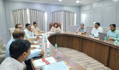 अपर मुख्य सचिव श्रीमती ऋचा शर्मा ने पंचायत एवं ग्रामीण विकास विभाग के कार्यों की समीक्षा की