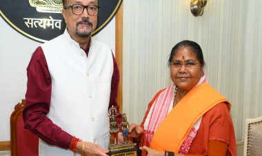 राज्यपाल श्री डेका से राष्ट्रीय पिछड़ा वर्ग आयोग की अध्यक्ष साध्वी निरंजन ज्योति ने की सौजन्य भेंट