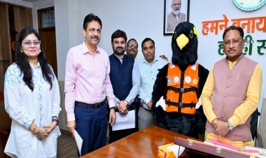 राष्ट्रीय कायाकिंग-केनोईंग प्रतियोगिता के मस्कट ‘पहाड़ी मैना’ का मुख्यमंत्री ने किया विमोचन