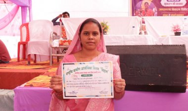 बिहान योजना से बनीं ‘लखपति दीदी’ : सिलाई व्यवसाय से 1.20 लाख रुपये की आय