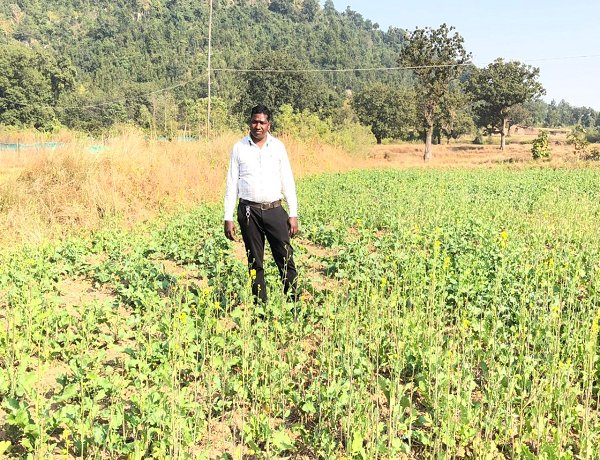 प्रधानमंत्री धन-धान्य कृषि योजना से बदल रही किसानों की तस्वीर, जशपुर के सुधीर लकड़ा बने प्रेरणा स्रोत